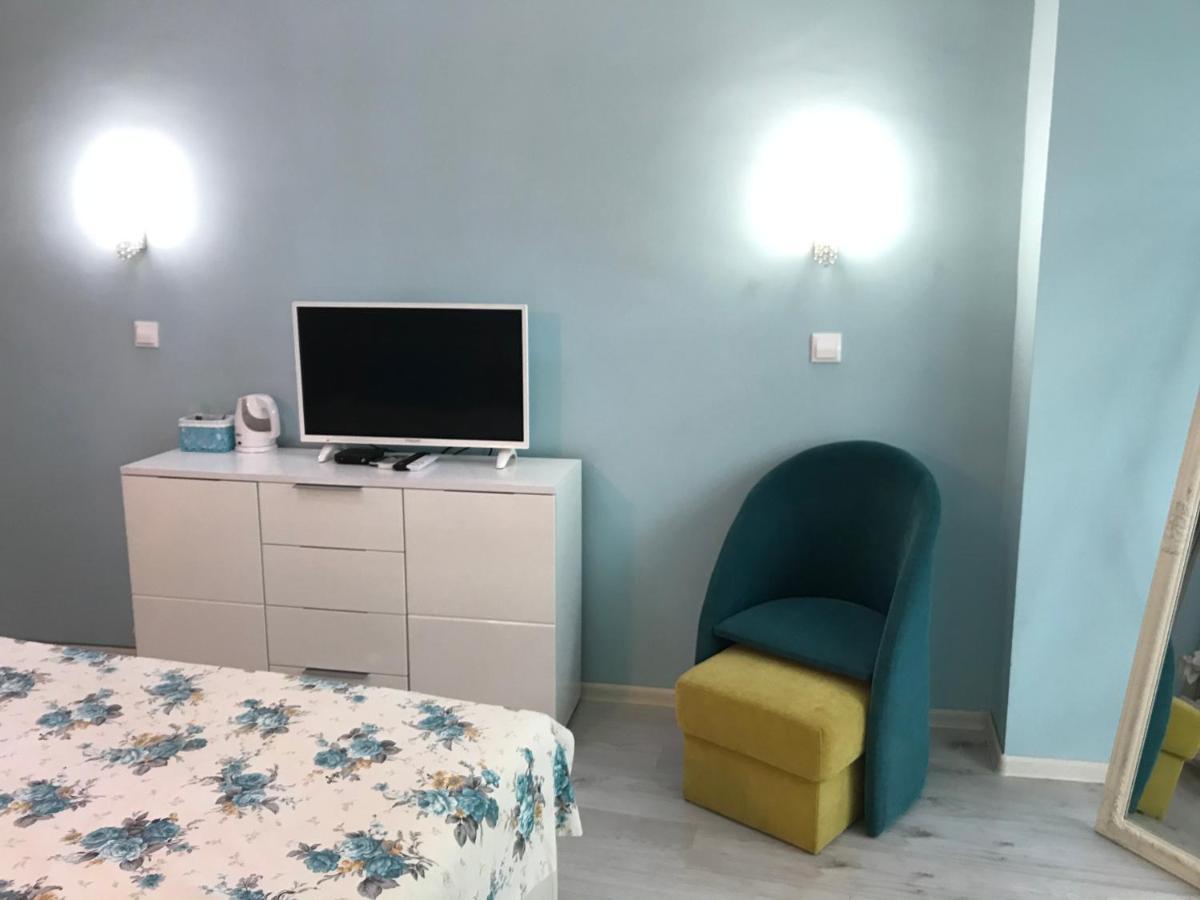 White Rose Guest Rooms Burgas ภายนอก รูปภาพ