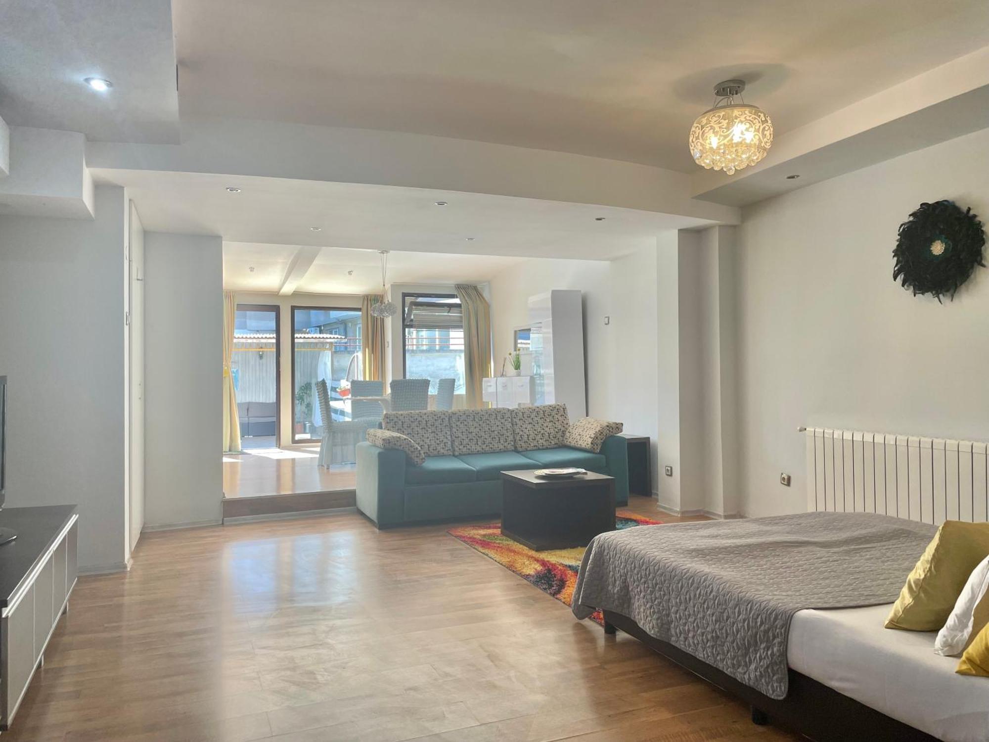 White Rose Guest Rooms Burgas ภายนอก รูปภาพ