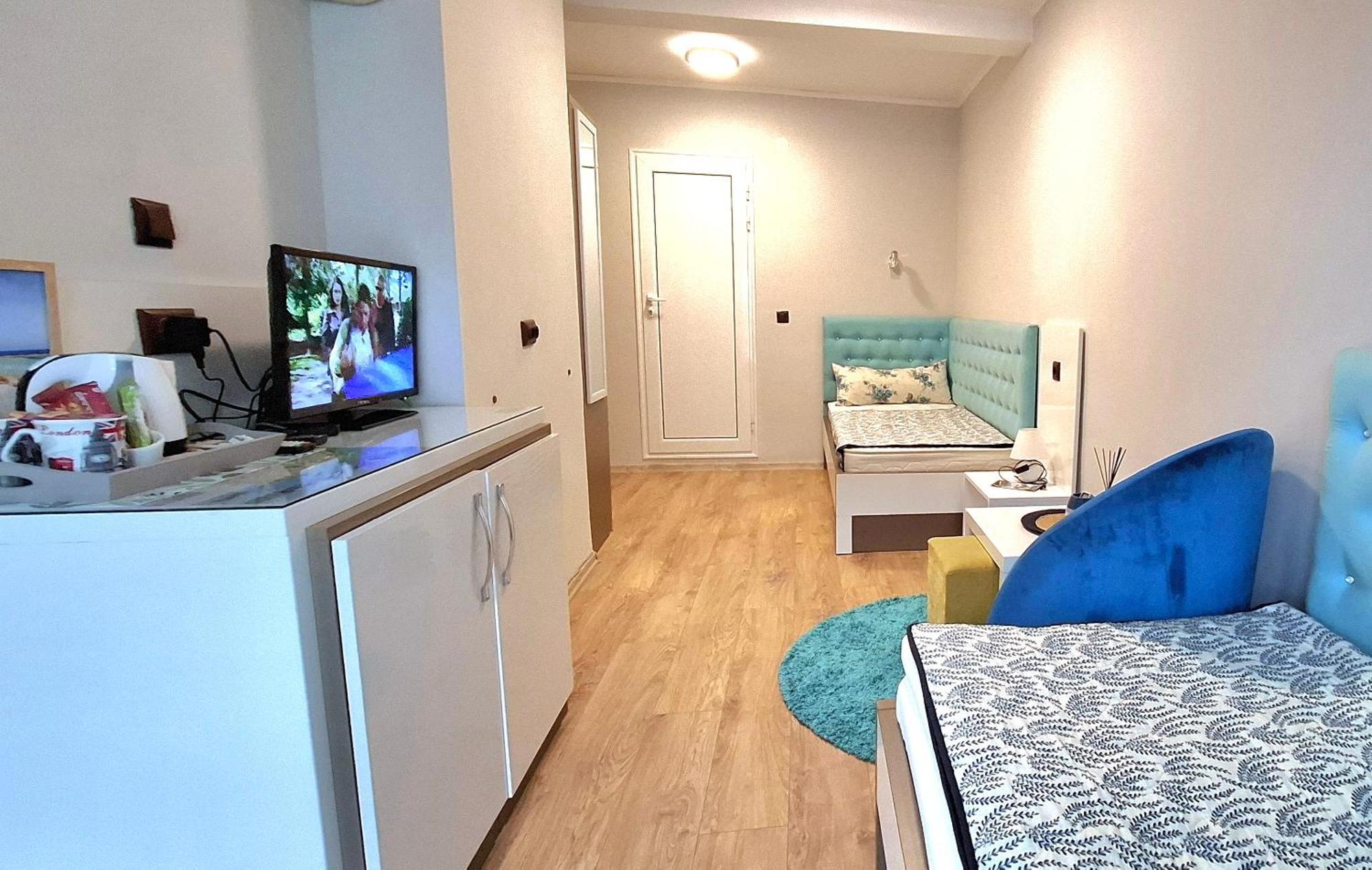 White Rose Guest Rooms Burgas ภายนอก รูปภาพ