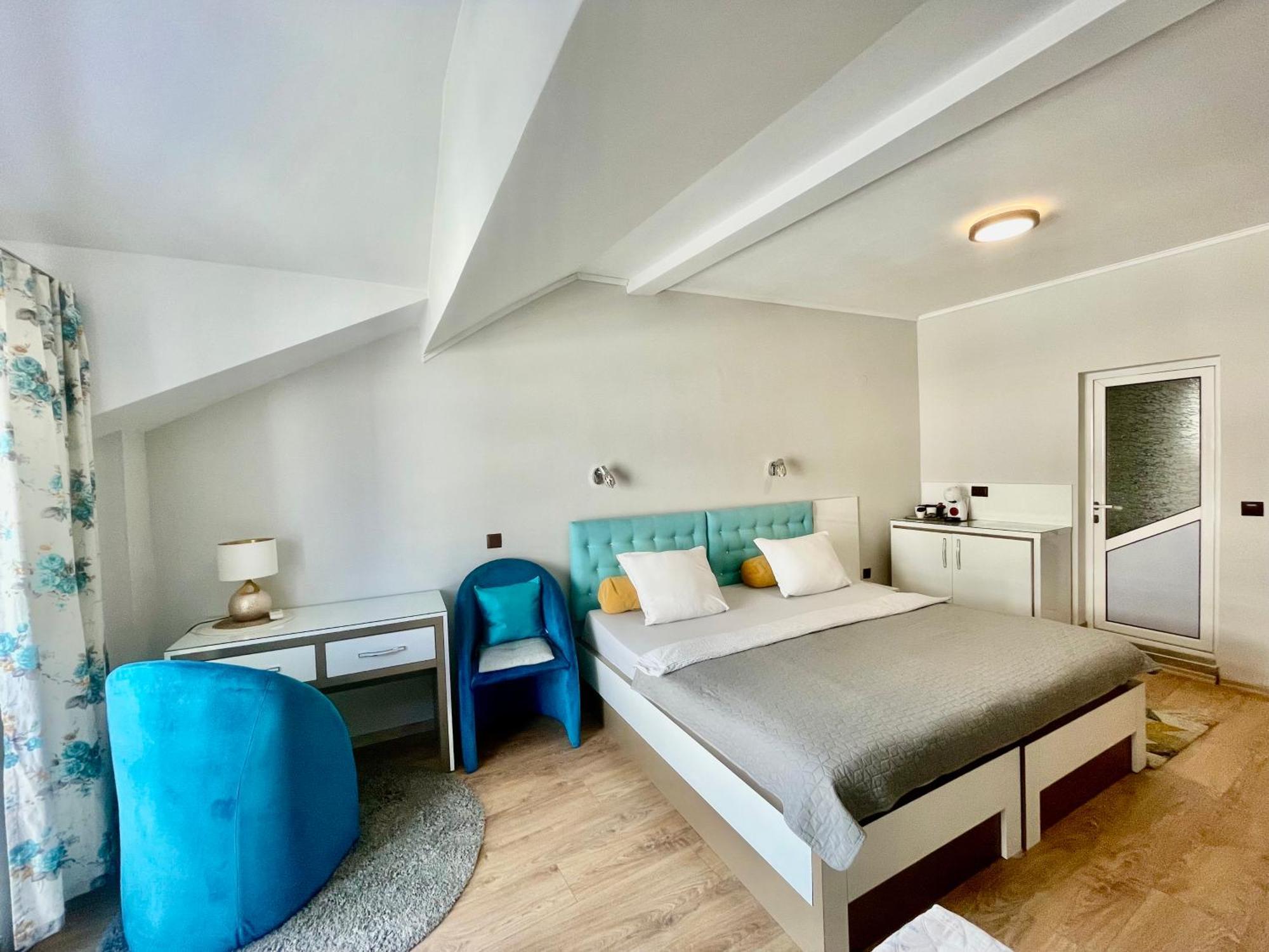 White Rose Guest Rooms Burgas ภายนอก รูปภาพ