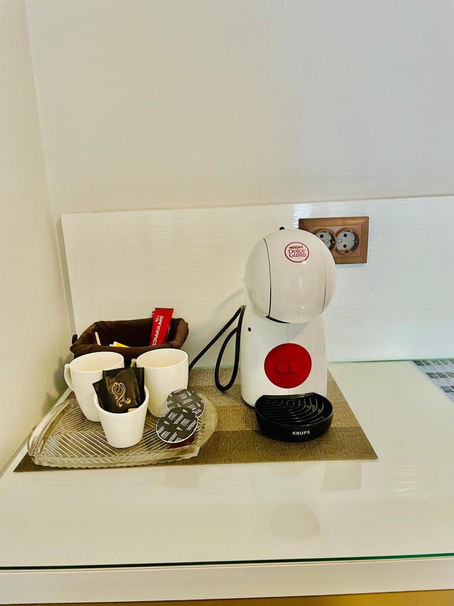 White Rose Guest Rooms Burgas ภายนอก รูปภาพ