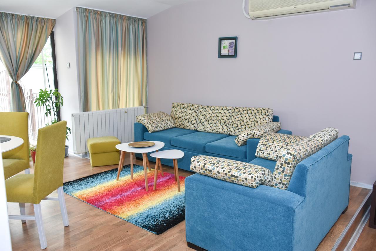White Rose Guest Rooms Burgas ภายนอก รูปภาพ