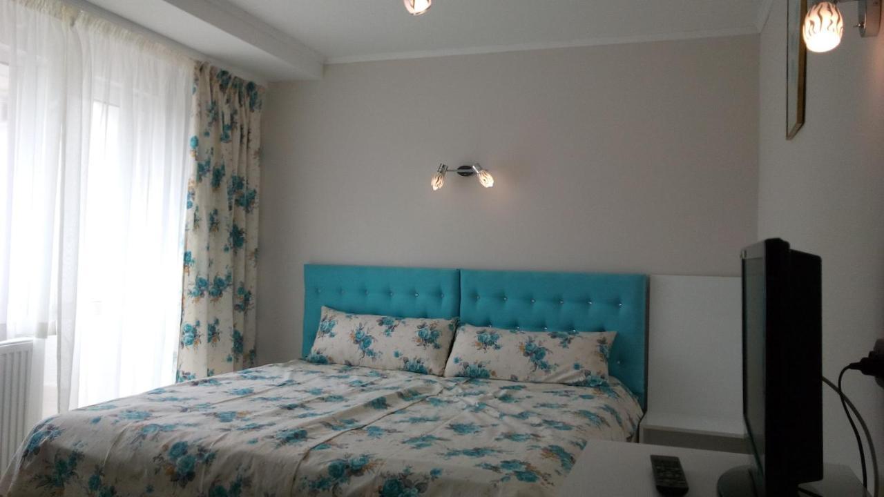 White Rose Guest Rooms Burgas ภายนอก รูปภาพ